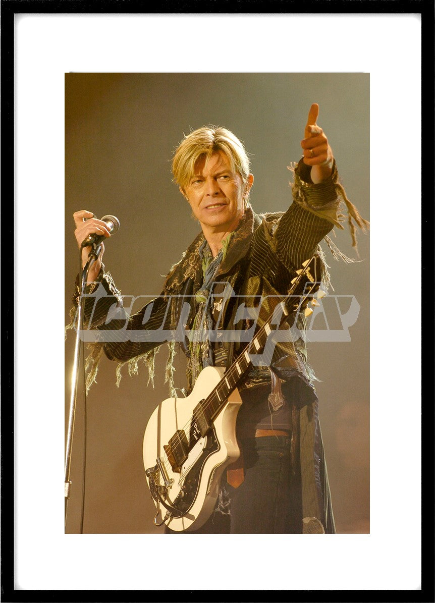 DAVID BOWIE - performing live on the A Reality Tour as the headline act on Day 3 of the 2004 Isle of Wight Festival held in Seaclose Park Newport, IoW, UK - 13 June 2004. Photo: © George Chin/IconicPix