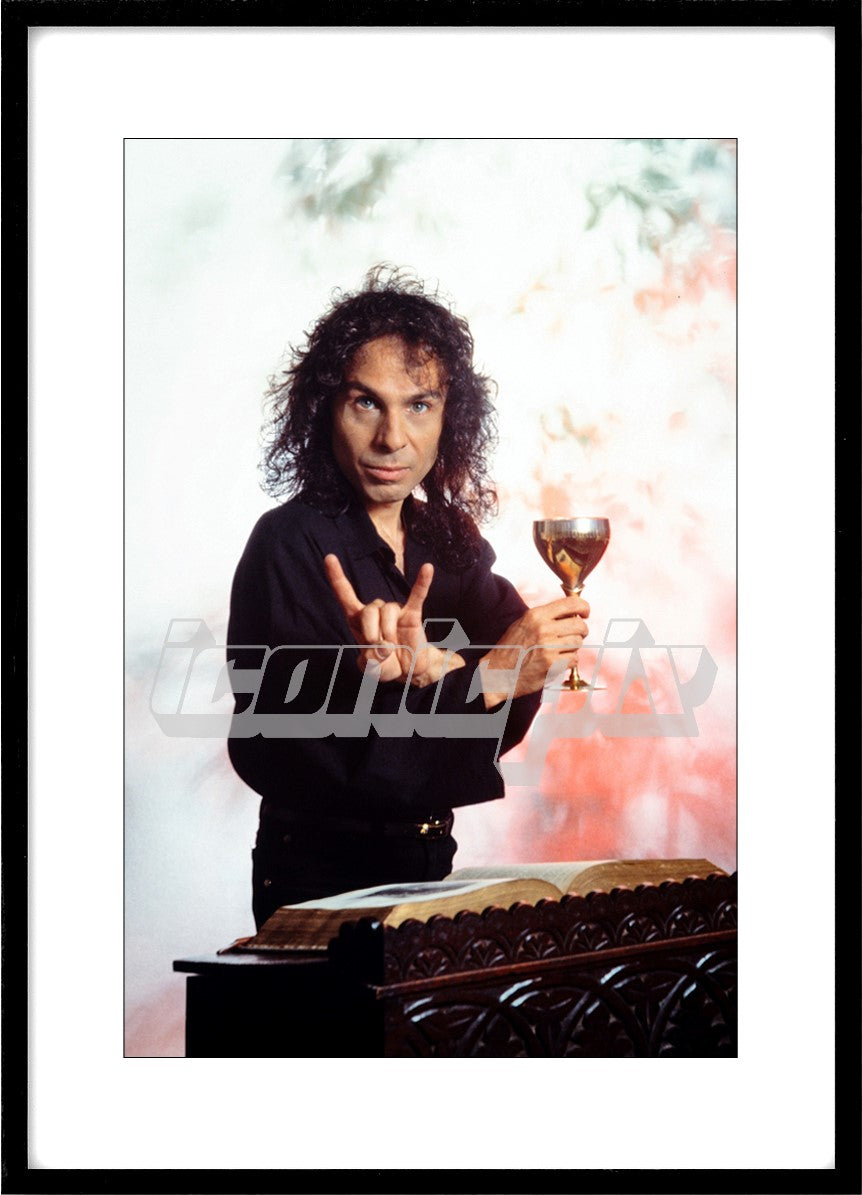 DIO - Ronnie James Dio - at home in Encino Ca USA - 1987. Photo: © Alex Solca/IconicPix