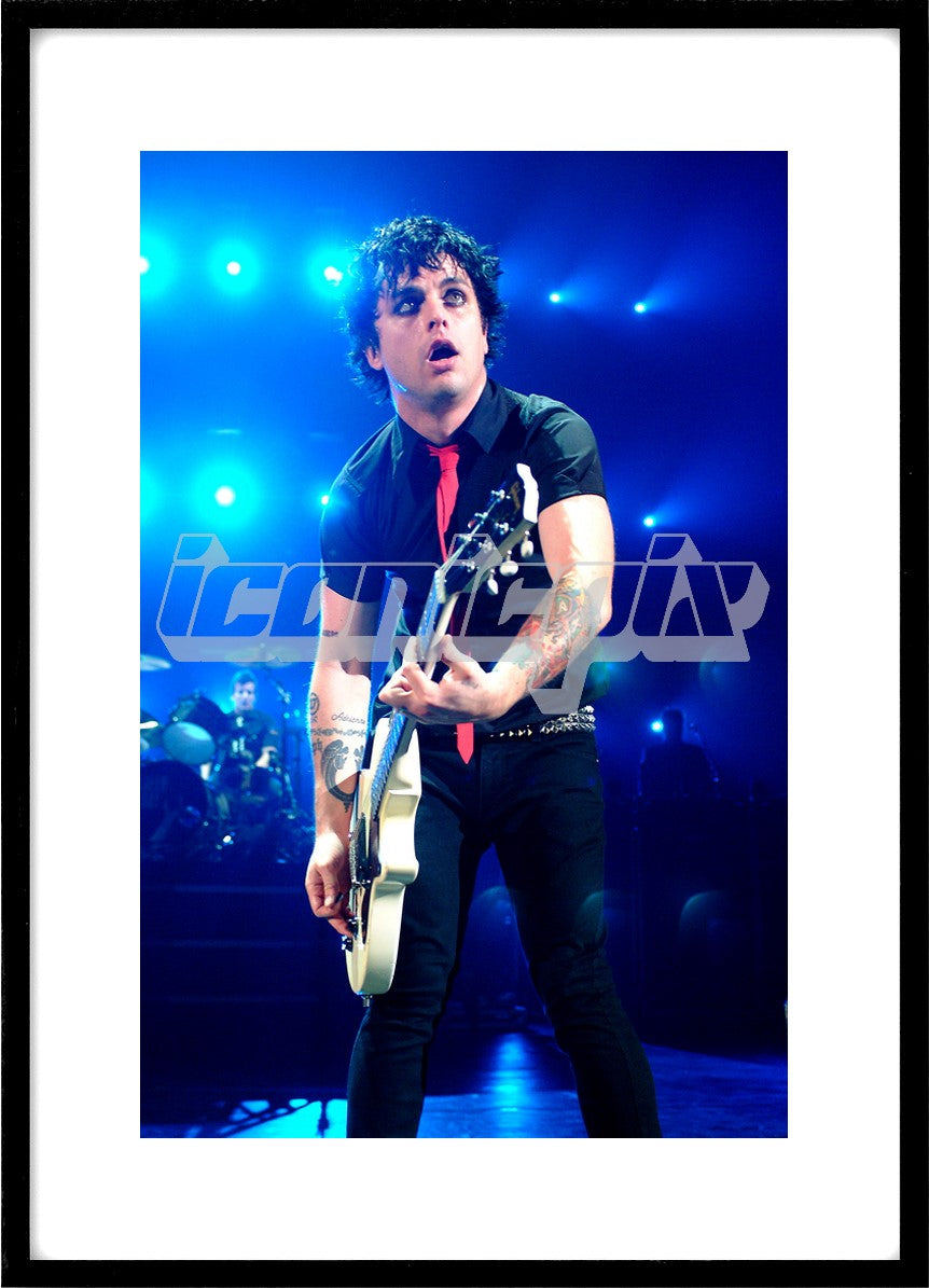 GREEN DAY - vocalist guitarist Billie Joe Armstrong performing live on the American Idiot Tour at Brixton Academy in London UK - 24 Jan 2005. Photo: © George Chin/IconicPix