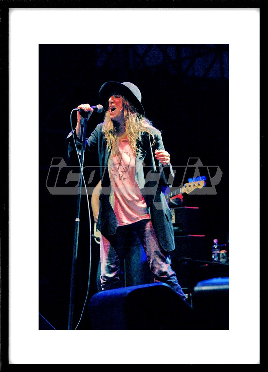 PATTI SMITH - performing live at the Arena Civica Milan Italy - 16 Jul 2007. Photo credit: Fabio Diena/IconicPix