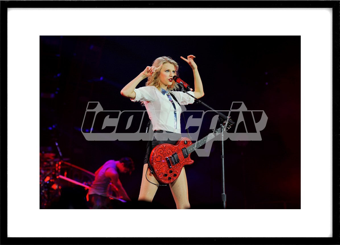 Taylor Swift framed photo print