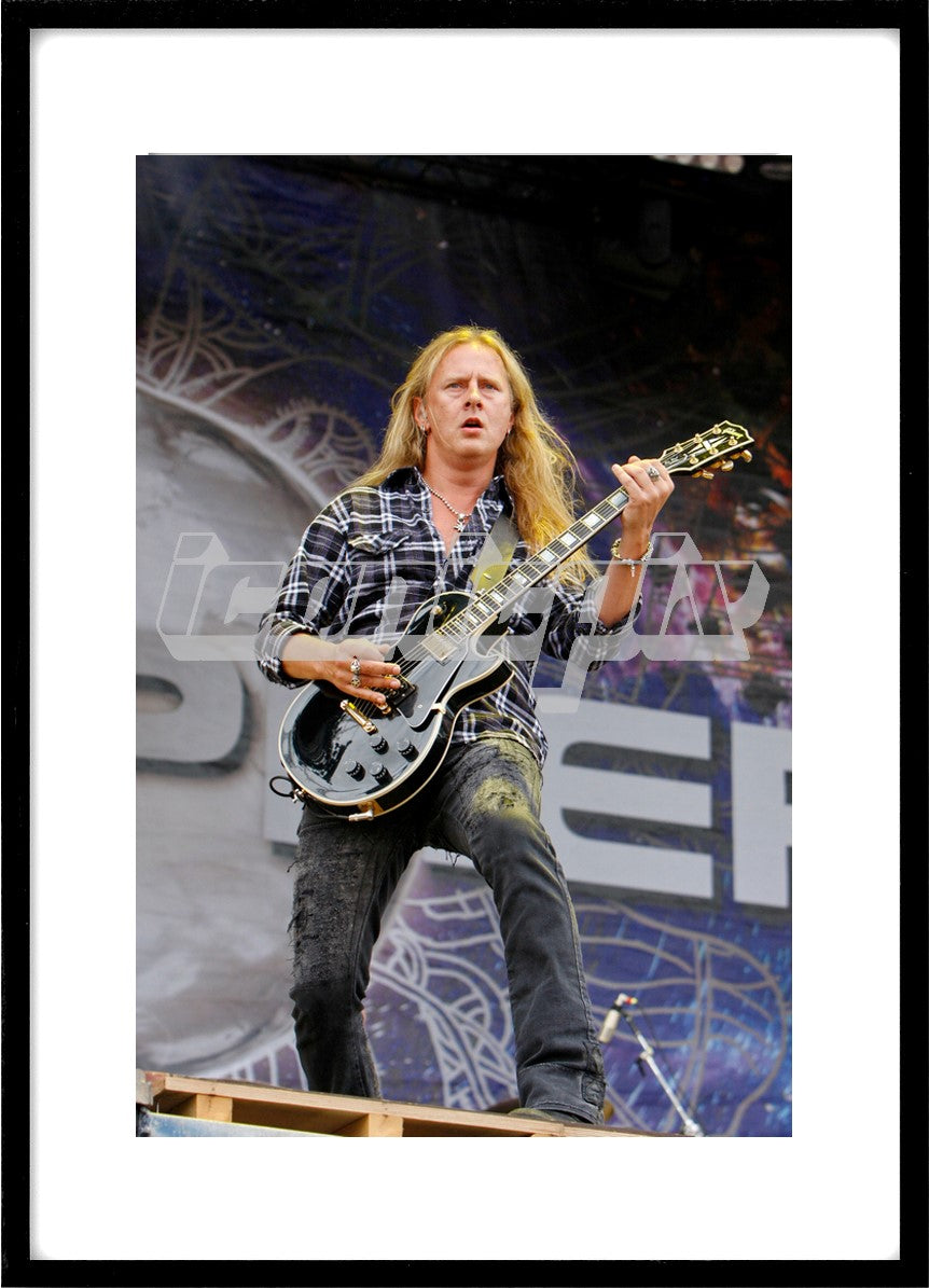 Alice In Chains - guitarist Gerry Cantrell performing live on Day Three on the Apollo Stage at the Sonisphere Festival Knebworth Hertfordshire UK - 01 Aug 2010.  Photo:  © Zaine Lewis/IconicPix
